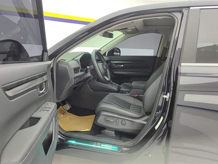 Фото 9 - Honda Breeze