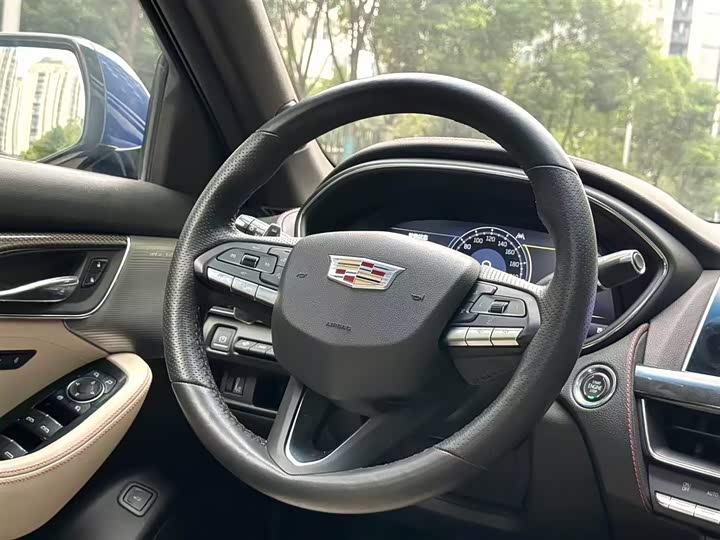 Фото 6 - Cadillac CT5