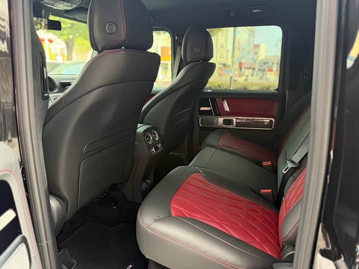 Фото 8 - Mercedes-Benz G-Class AMG