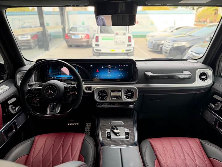 Фото 9 - Mercedes-Benz G-Class AMG