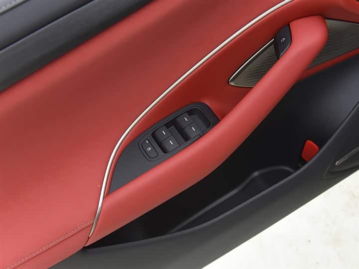 Фото 8 - Xiaomi SU7