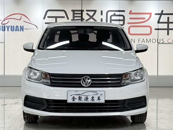 Фото 2 - Volkswagen Santana