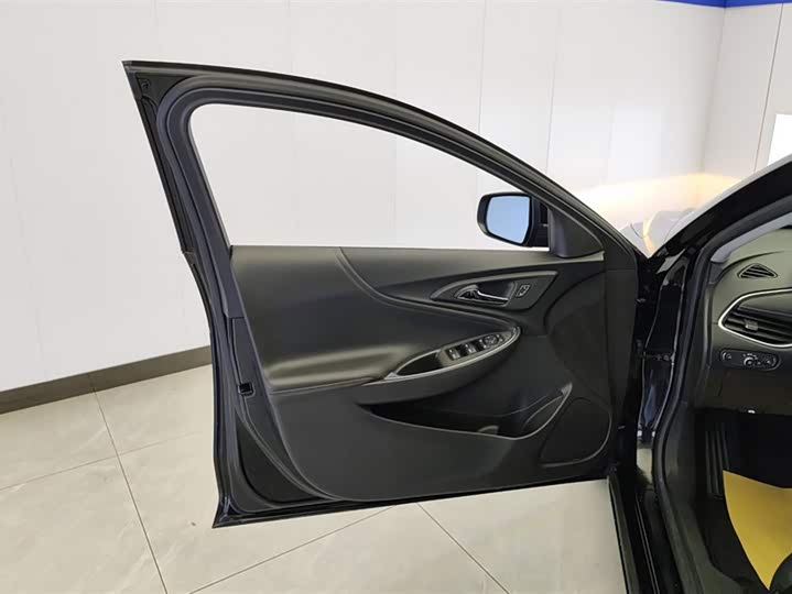 Фото 7 - Chevrolet Malibu XL