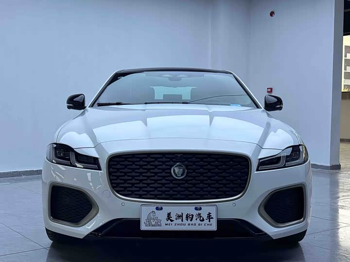 Фото 2 - Jaguar XF L