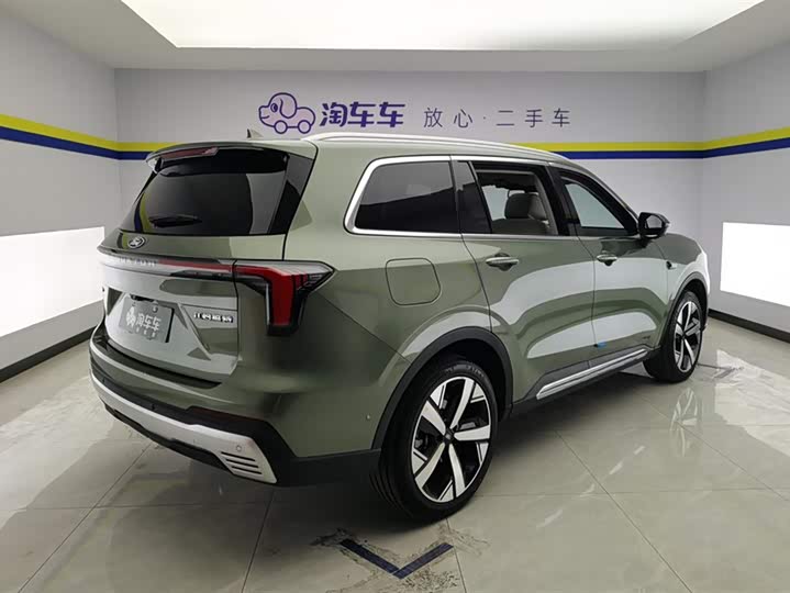 Фото 3 - Ford Equator Hybrid