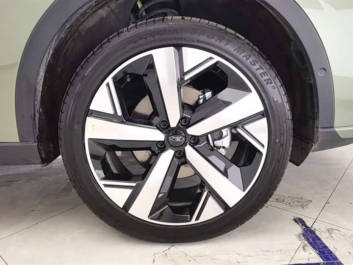 Фото 6 - Ford Equator Hybrid