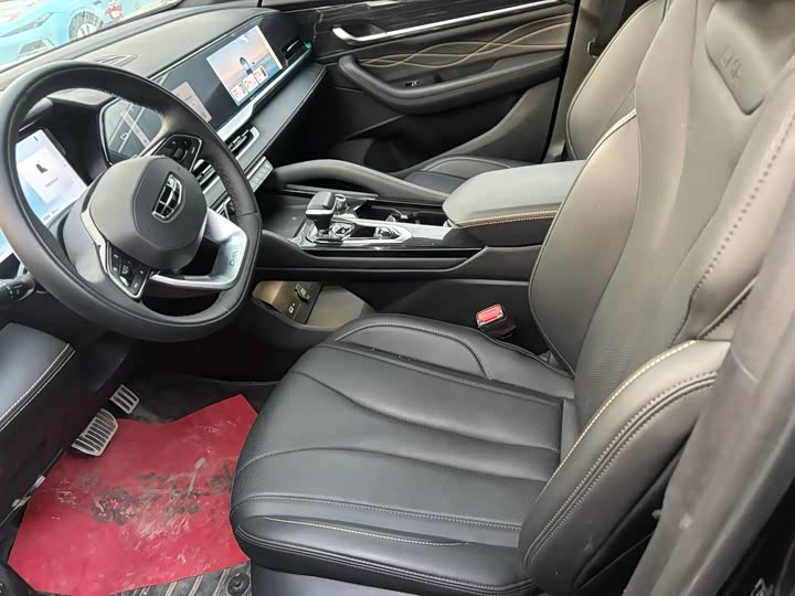 Photo 4 - Geely Monjaro