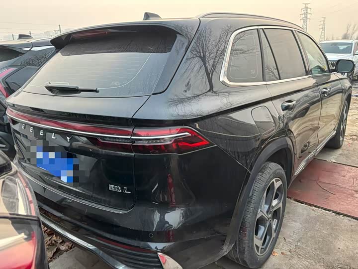 Photo 7 - Geely Monjaro