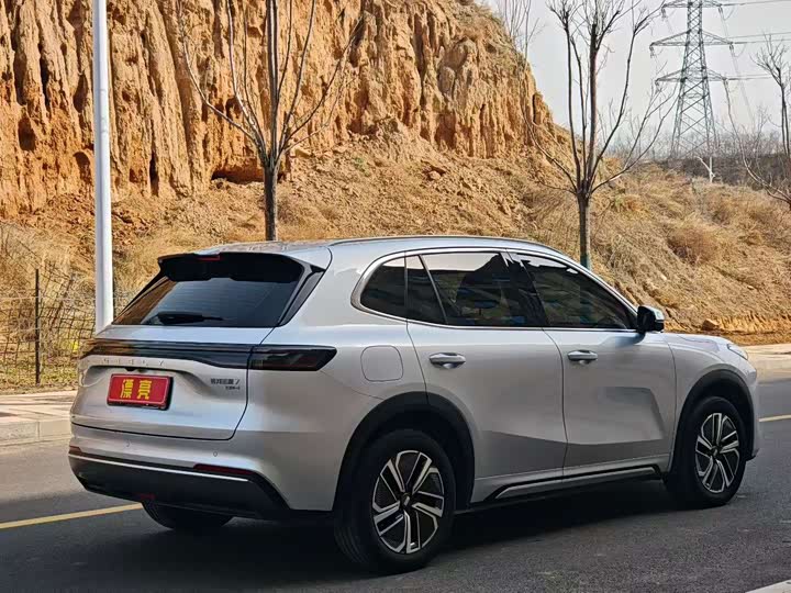 Фото 6 - Geely Galaxy Starship 7