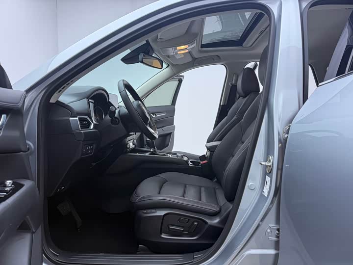 Фото 5 - Mazda CX-5