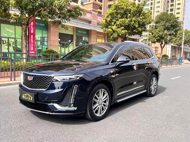 Photo 1 - Cadillac XT6