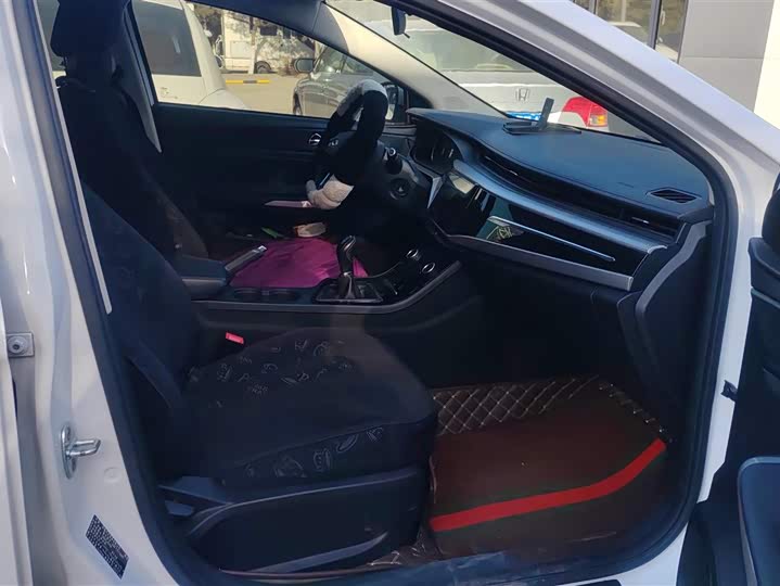 Фото 8 - Chery Arrizo 5