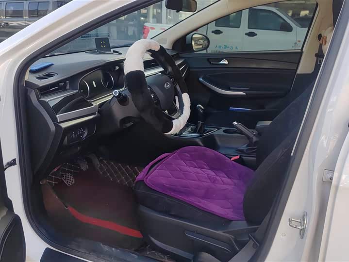 Фото 9 - Chery Arrizo 5