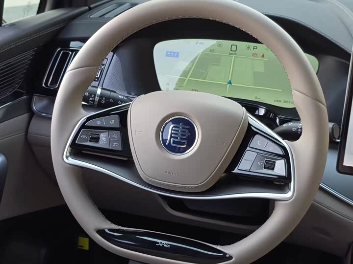 Фото 7 - BYD Tang Hybrid/EV