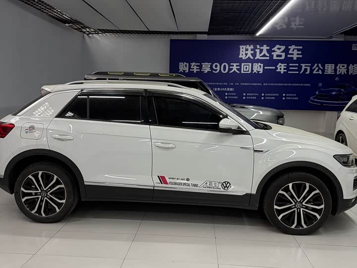 Фото 3 - Volkswagen T-Roc