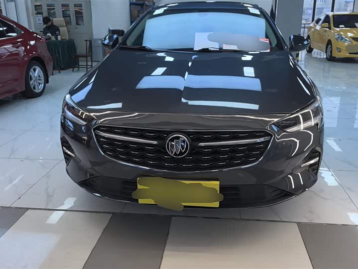 Фото 2 - Buick Regal