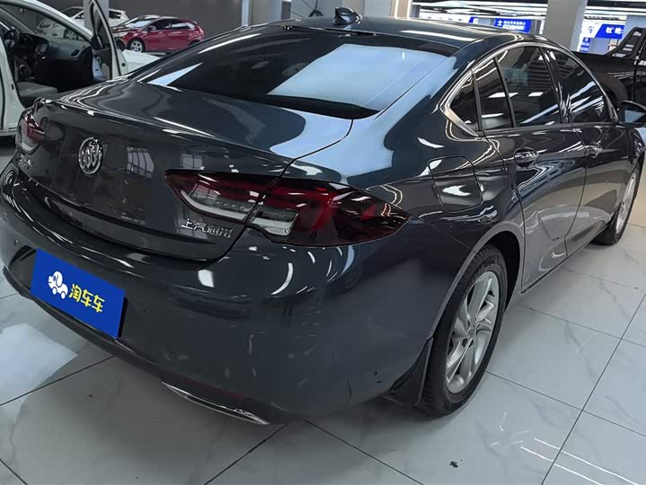 Фото 3 - Buick Regal