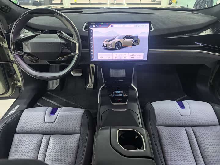 Фото 6 - HiPhi Z