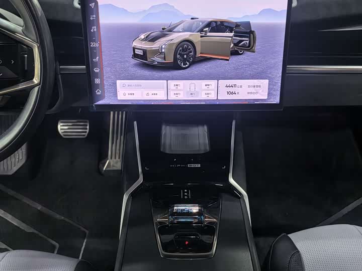 Фото 8 - HiPhi Z