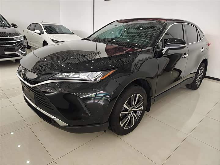 Photo 1 - Toyota Harrier