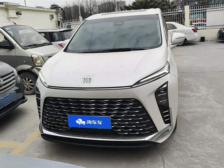 Фото 2 - Buick GL8 Hybrid