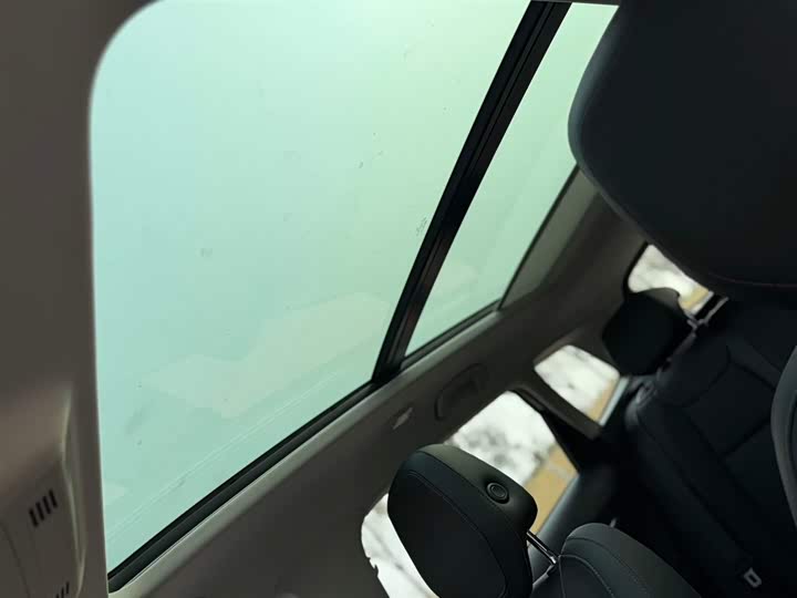 Фото 4 - Skoda Karoq