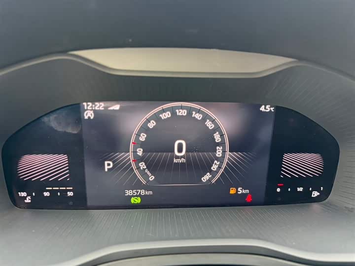 Фото 6 - Skoda Karoq