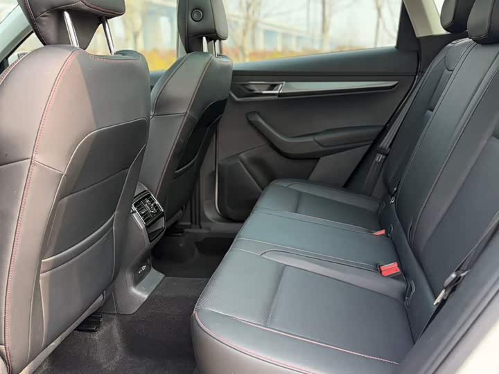 Фото 7 - Skoda Karoq