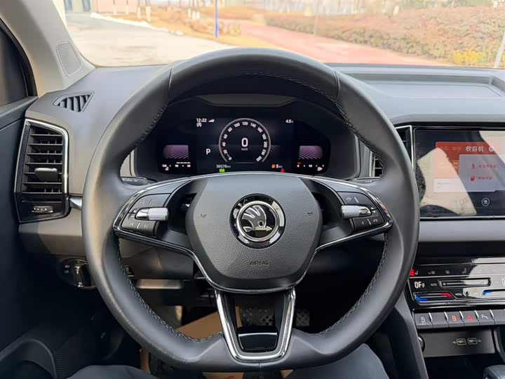 Фото 8 - Skoda Karoq