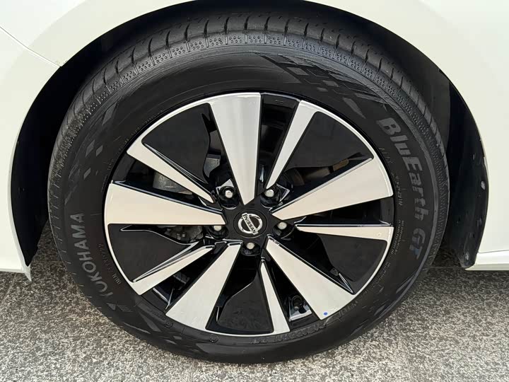 Фото 6 - Nissan Teana