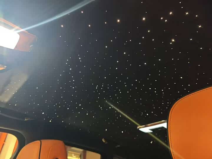 Фото 2 - Rolls-Royce Cullinan