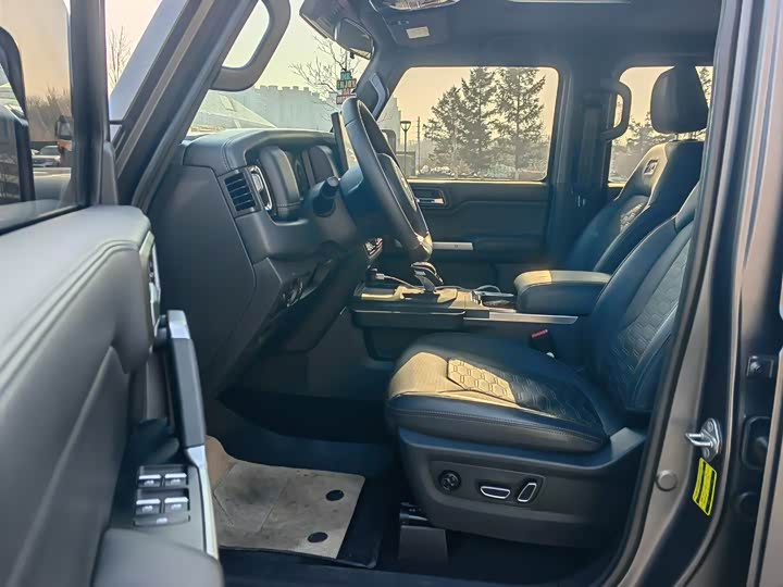 Фото 8 - BAW 212 T01