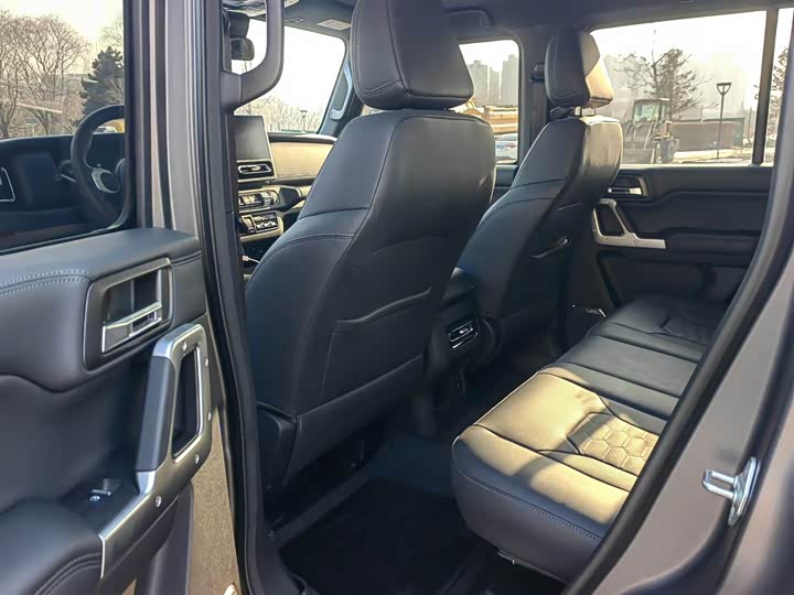 Фото 9 - BAW 212 T01