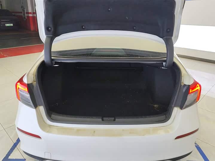 Фото 4 - Honda Civic