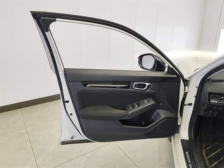 Фото 7 - Honda Civic