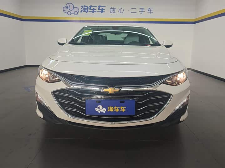 Фото 2 - Chevrolet Malibu XL