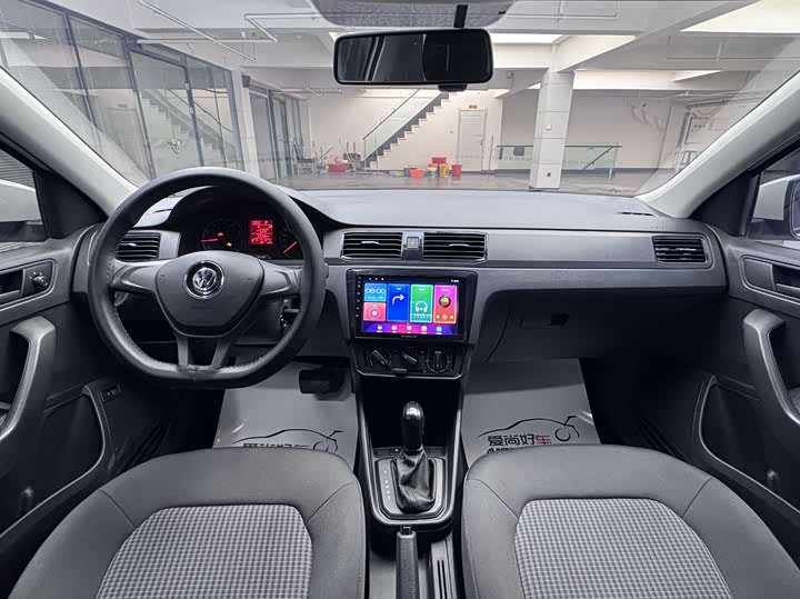 Фото 9 - Volkswagen Santana