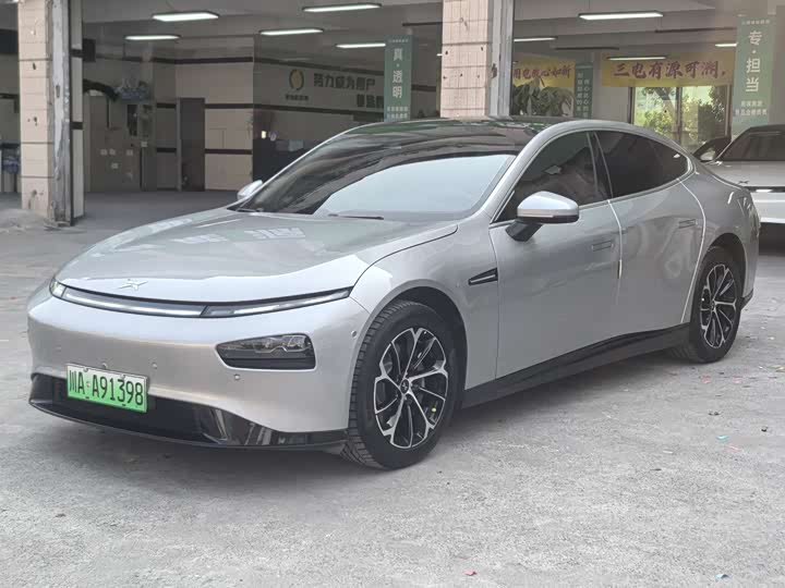 Фото 2 - XPeng P7