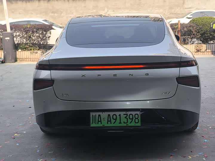 Фото 4 - XPeng P7