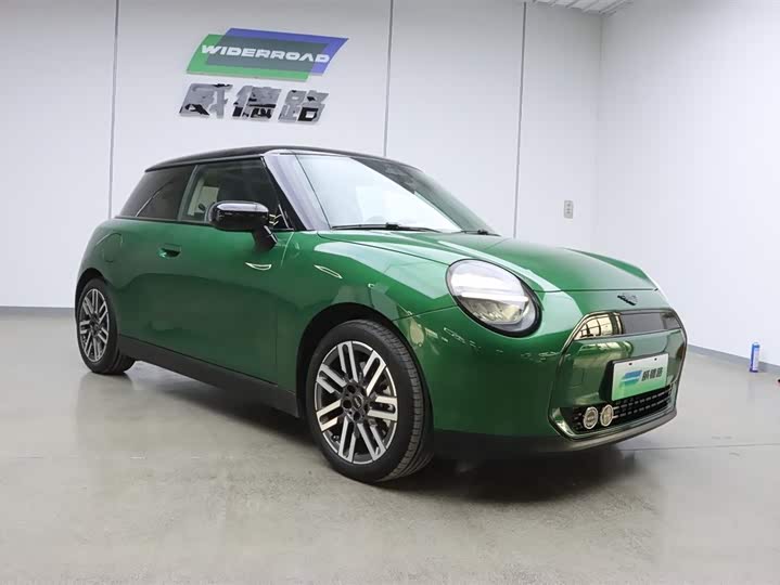 Photo 4 - Mini Cooper