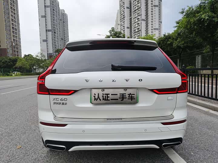 Фото 6 - Volvo XC60 Hybrid