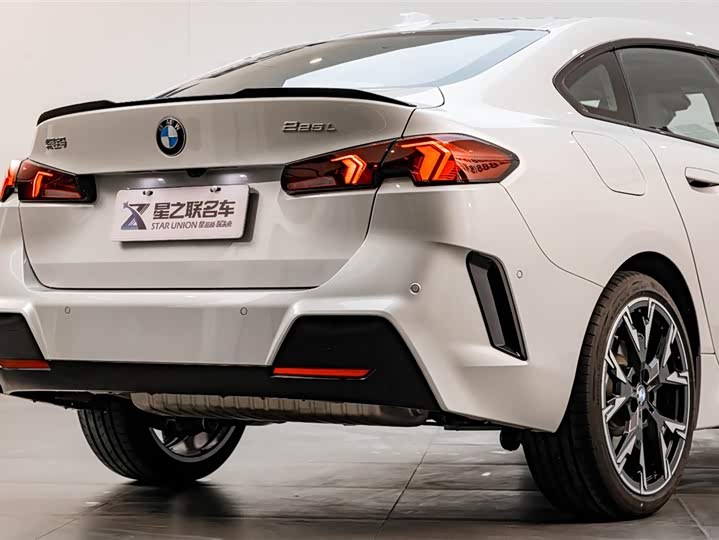 Фото 9 - BMW 2 Series