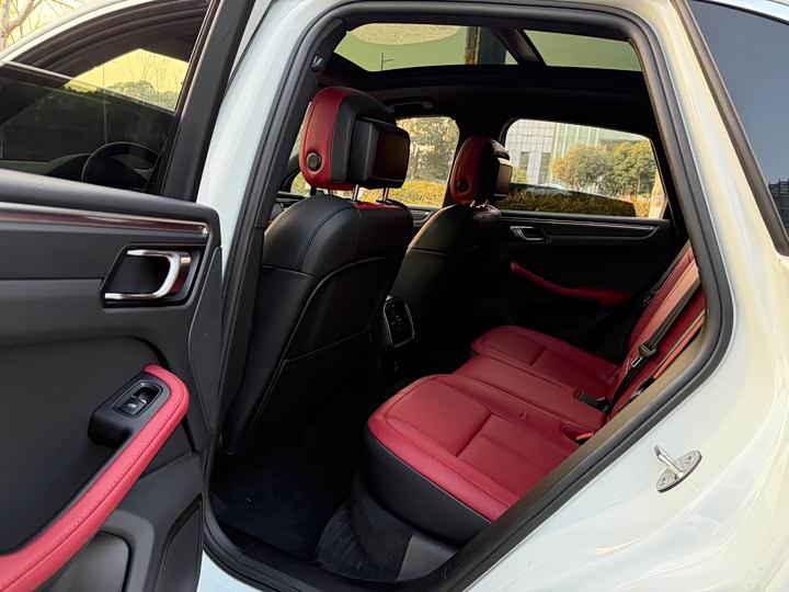 Фото 9 - Porsche Macan