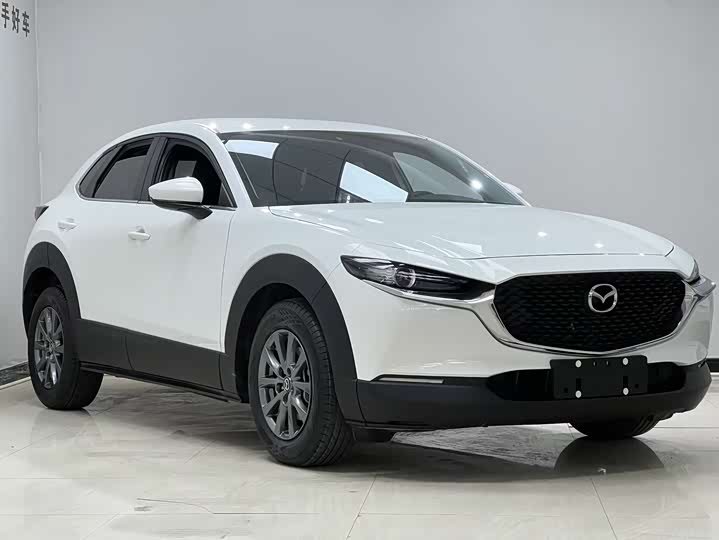 Фото 3 - Mazda CX-30