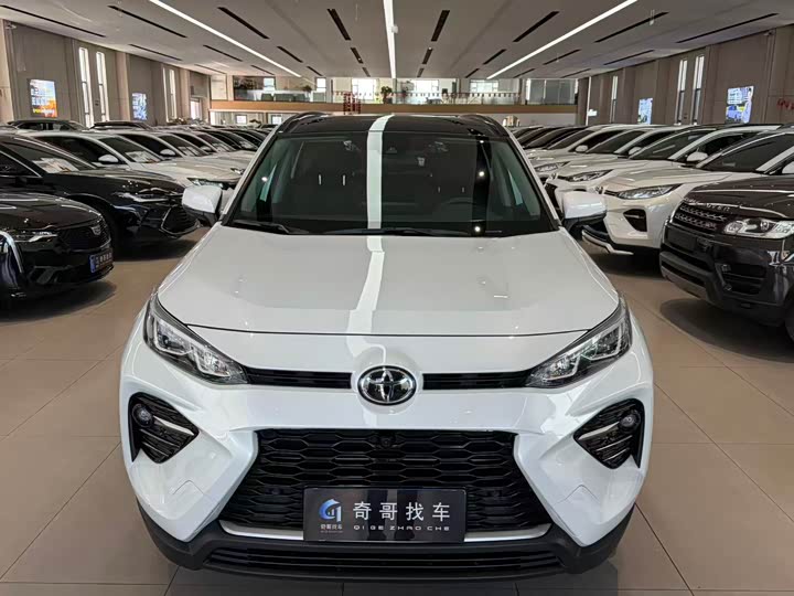 Фото 2 - Toyota Wildlander