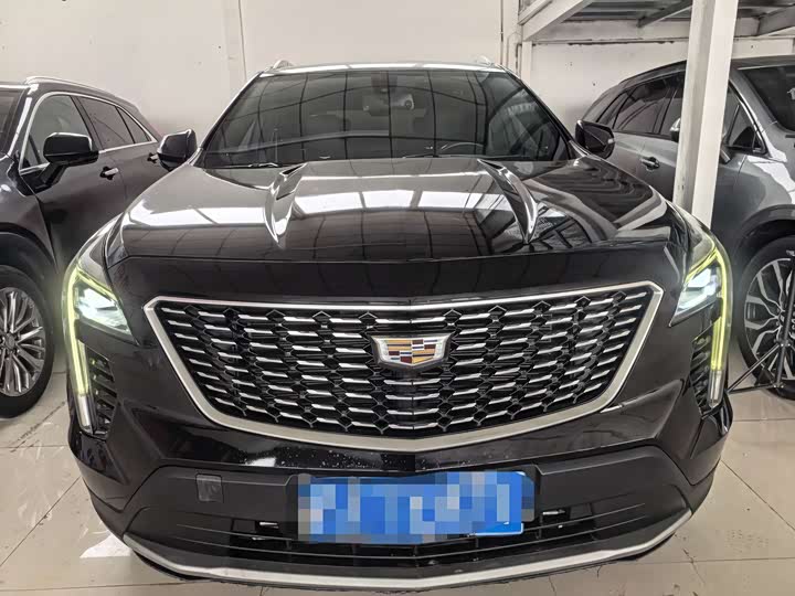 Фото 2 - Cadillac XT4