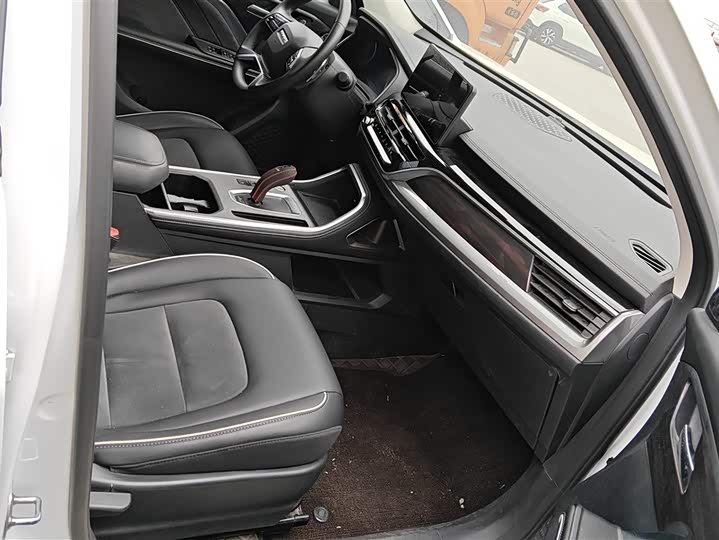 Фото 8 - Haval H6