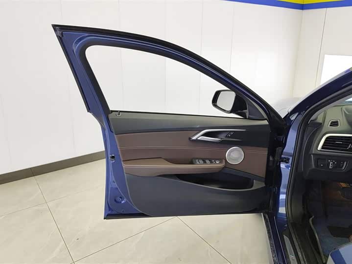 Фото 7 - BMW 1 Series