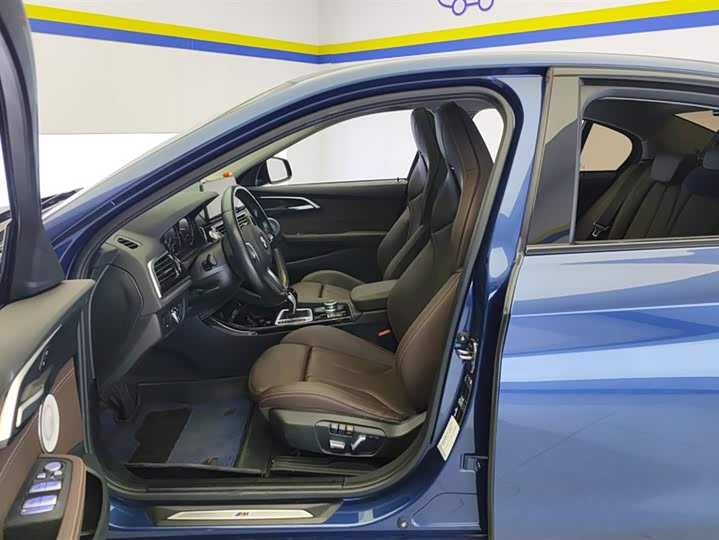 Фото 9 - BMW 1 Series