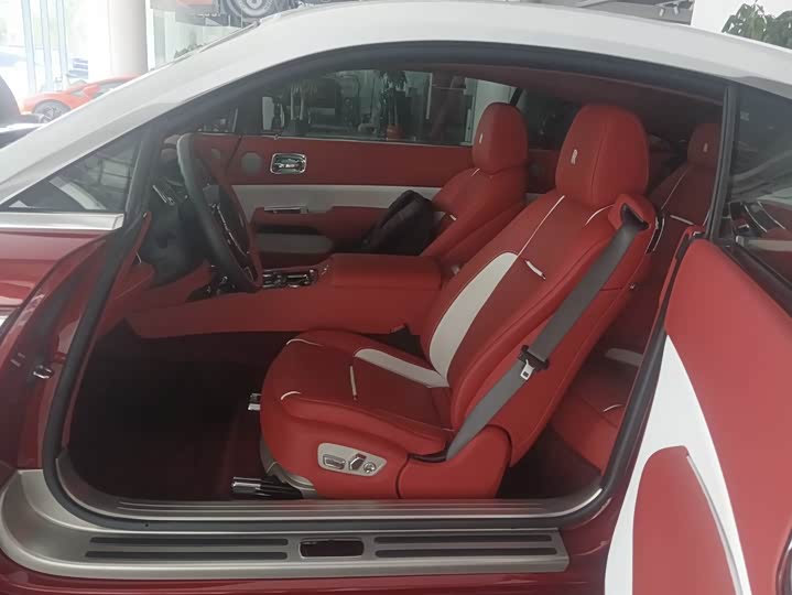 Фото 2 - Rolls-Royce Wraith